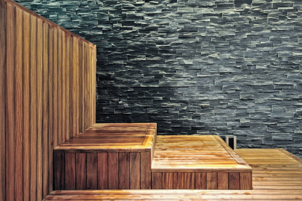 Maxim-Winkelaar-Villa-Zeist-10 Ontwerp voor spa wellness in villa zeist door amsterdamse architect maxim winkelaar. Zwembad met tegenstroom en houten sauna.