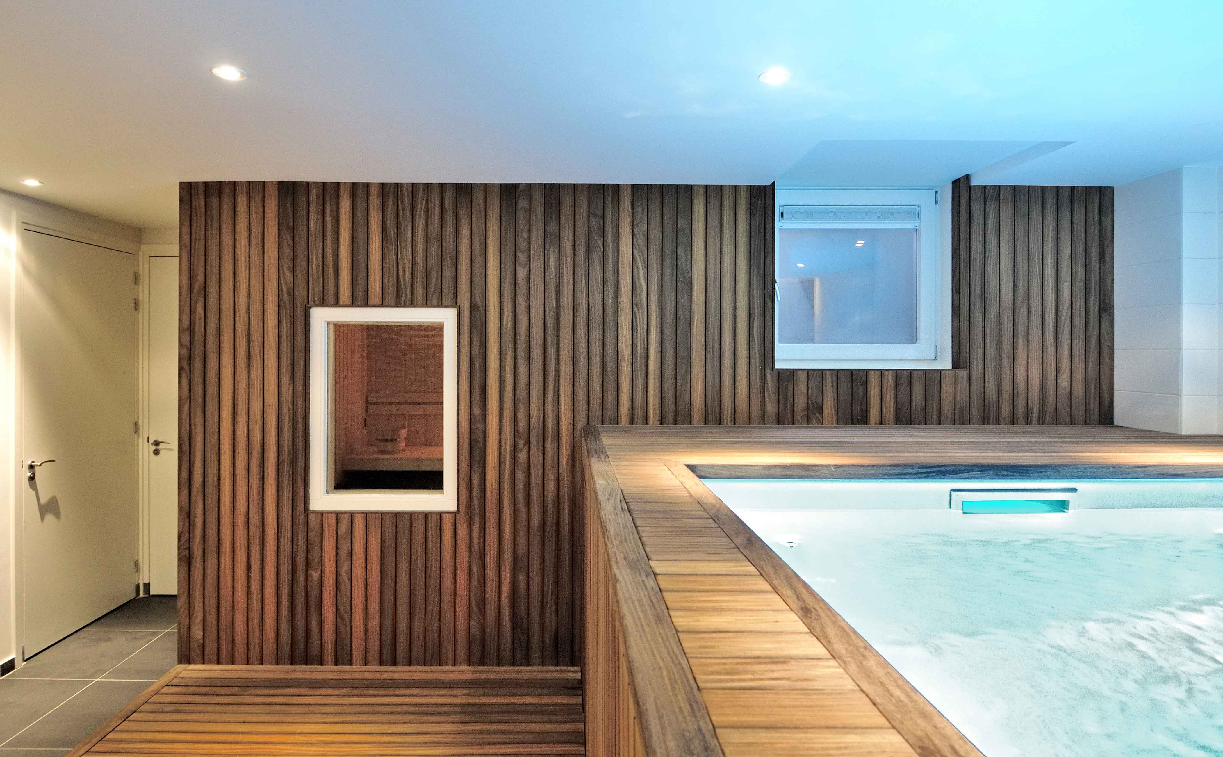 Maxim Winkelaar-Villa-Zeist-2 Ontwerp voor spa wellness in villa zeist door amsterdamse architect maxim winkelaar. Zwembad met tegenstroom en houten sauna.